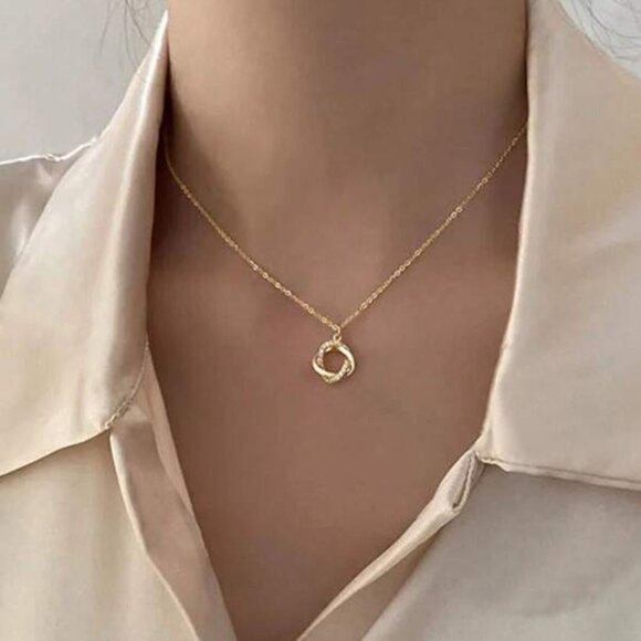 14k Gold Filled Knot Pendant Necklace with Sparkling Stones - Picture 1 of 4